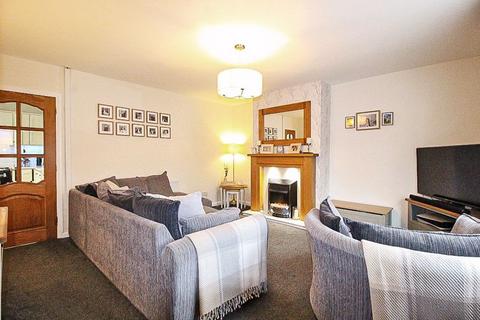 30 Redhill Avenue, Wombourne, Wolverhampton, WV5 0HF
