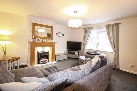 30 Redhill Avenue, Wombourne, Wolverhampton, WV5 0HF