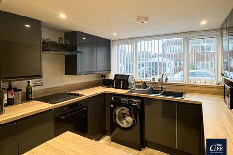 4 Frensham Close, Walsall, WS6 7DL