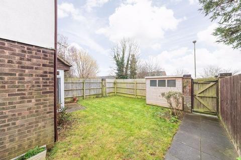 1 bedroom terraced house for sale, Sussex Drive, Banbury