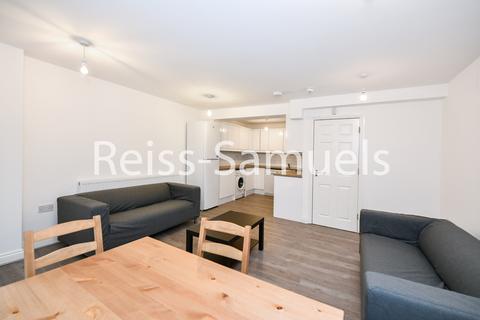 6 bedroom house to rent, Ambassador Square, Canary Wharf, London E14