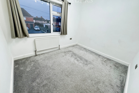 3 bedroom end of terrace house to rent, Alliance Way, Coventry, CV2