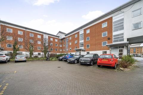 1 bedroom apartment for sale, Felixstowe Court, Galleons Lock, E16