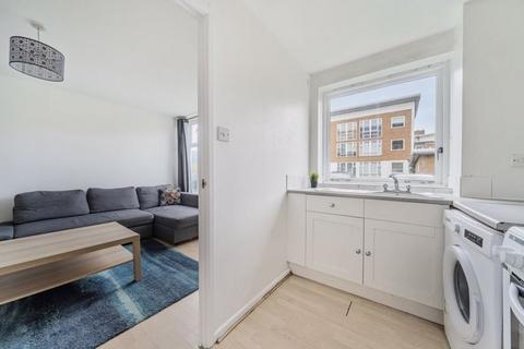 1 bedroom apartment for sale, Felixstowe Court, Galleons Lock, E16