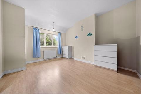 5 Tabor Gardens, Sutton, SM3 8RU
