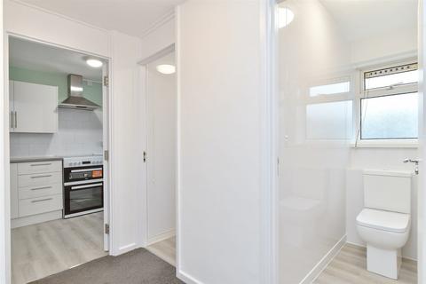 2 bedroom flat for sale, Lockwood Crescent, Woodingdean, Brighton, East Sussex