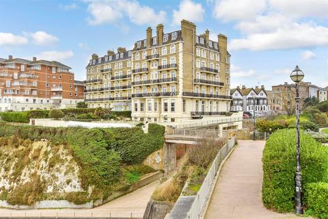 2 bedroom apartment for sale, Queens Gardens, Broadstairs, Kent