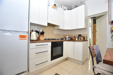 Terraced house to rent, Burlington Road, Thornton Heath, CR7