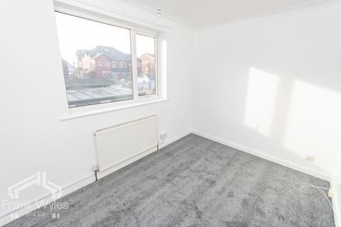 2 bedroom apartment to rent, Belvedere Court, Kingsway, Ansdell