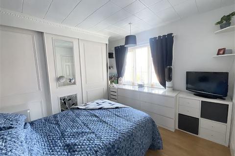450 Arbourthorne Road, Sheffield, S2 2FN