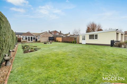 4 bedroom detached bungalow for sale, Seas End Road, Moulton Seas End, PE12