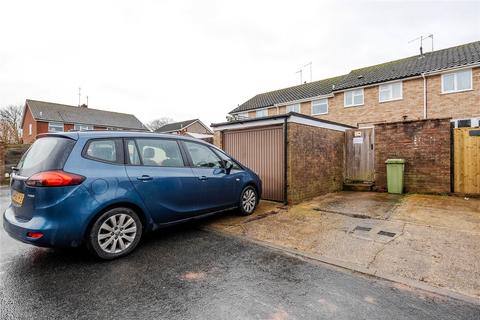 3 bedroom terraced house for sale, Tyne Square, Bletchley MK3