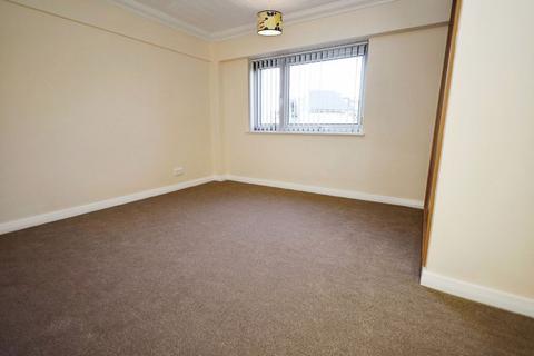 2 bedroom apartment to rent, 9 West Cliff Road, Bournemouth BH2