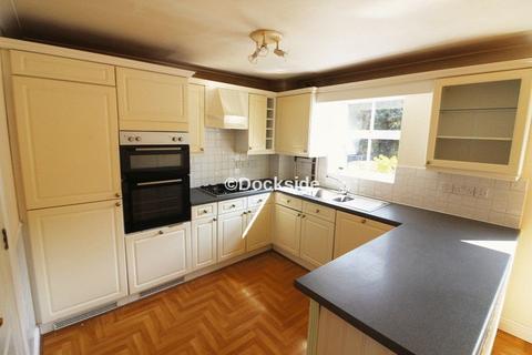 4 bedroom house for sale, Fennel Close, Esplanade,