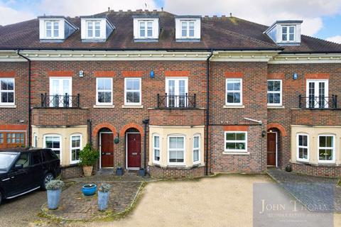 5 bedroom terraced house for sale, Regents Drive, Woodford Green IG8