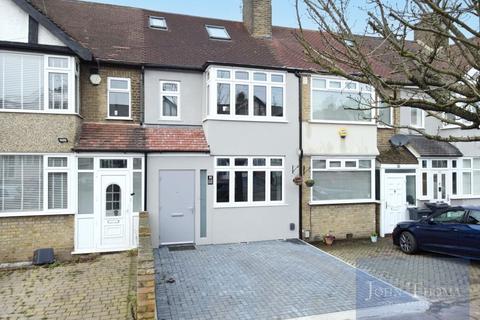 3 bedroom terraced house for sale, Uplands Road, Woodford Green IG8