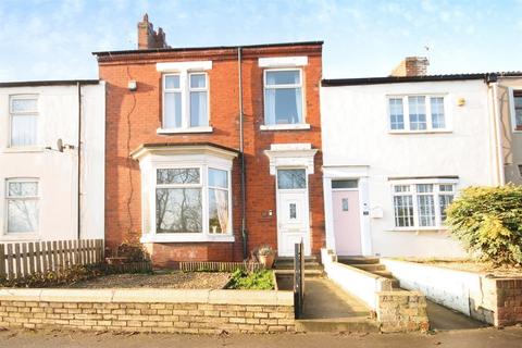 4 bedroom terraced house for sale, Harrowgate Village, Darlington, DL1