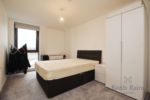 2 bedroom apartment to rent, Norfolk Street, Merseyside L1