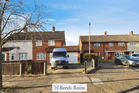 Tuck Road, Rainham RM13