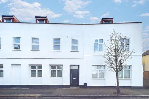 1 bedroom flat for sale, Cemetery Road, Forest Gate E7