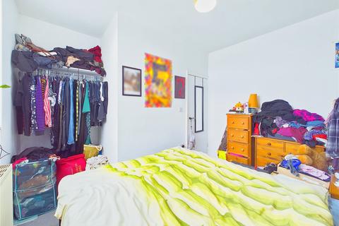 12b Cemetery Road, London, E7 9DG