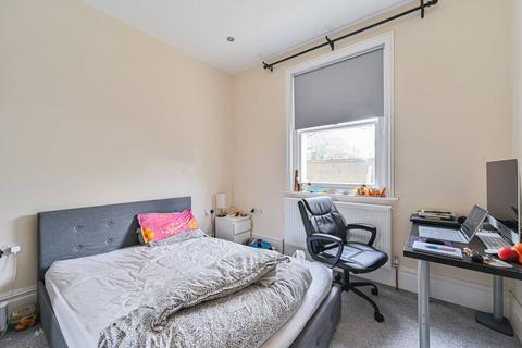 3 bedroom flat for sale, Leigham Court Road, Streatham Hill, London, SW16