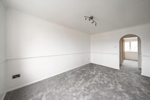 1 bedroom flat for sale, Howard Close, Waltham Abbey EN9