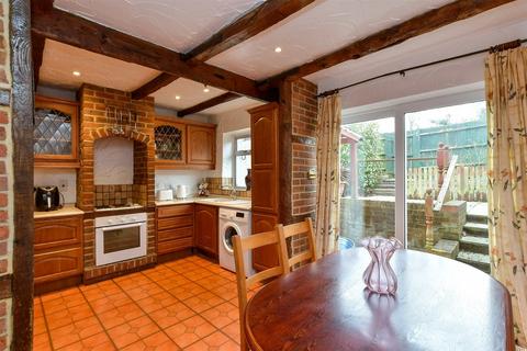 2 bedroom terraced house for sale, Batemans Road, Woodingdean, Brighton, East Sussex