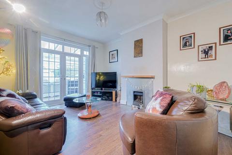 3 bedroom detached house for sale, Kingsway, Westcliff-on-sea, SS0