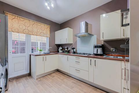 3 bedroom detached house for sale, Kingsway, Westcliff-on-sea, SS0