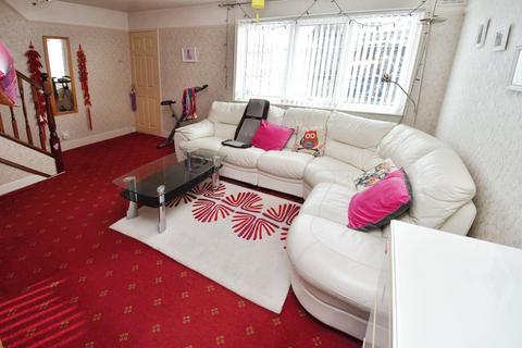 3 bedroom semi-detached house for sale, Torrington Close, Wigston