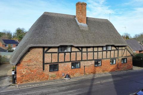 4 bedroom detached house for sale, The Street, Basingstoke RG24