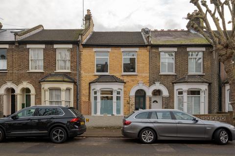 3 bedroom terraced house for sale, Malvern Road, London E11