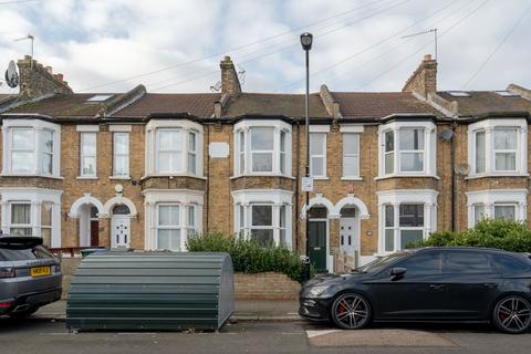 2 bedroom terraced house for sale, Montague Road, London E11