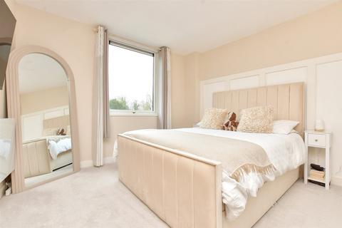 1 bedroom apartment for sale, Sandling Lane, Penenden Heath, Maidstone, Kent