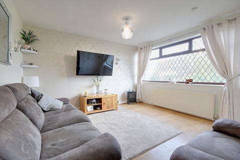 3 bedroom end of terrace house for sale, ANDREW CLOSE, HALIFAX HX3