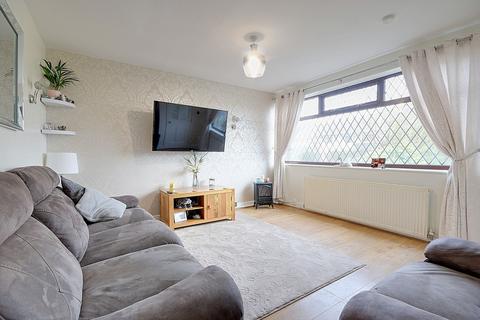 16 Andrew Close, Halifax, HX3 9RT