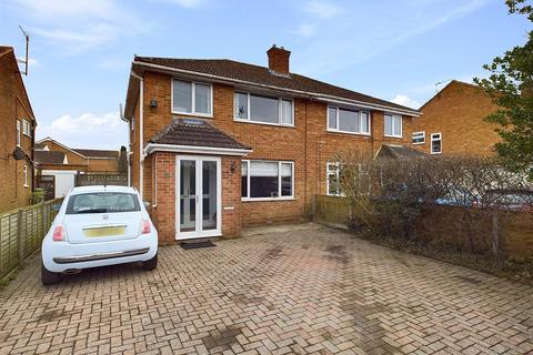 3 bedroom semi-detached house for sale, Innsworth Lane, Longlevens, Gloucester