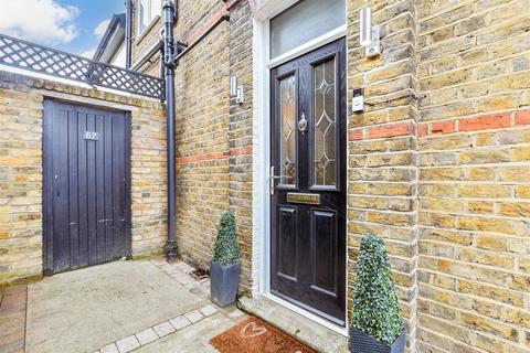 67 Carshalton Grove, Sutton, SM1 4LZ