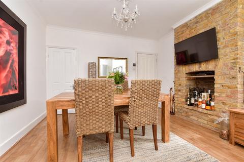 67 Carshalton Grove, Sutton, SM1 4LZ