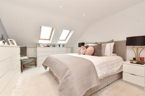 67 Carshalton Grove, Sutton, SM1 4LZ
