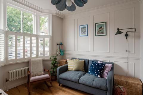 26 Farmer Road, London, E10 5DL