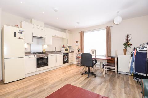 2 bedroom flat for sale, Chesham, Buckinghamshire, HP5