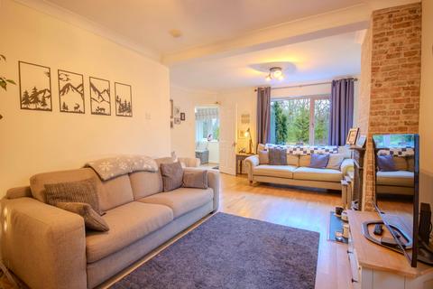 4 bedroom detached house for sale, Gwernrhuddi Road, Cardiff CF23