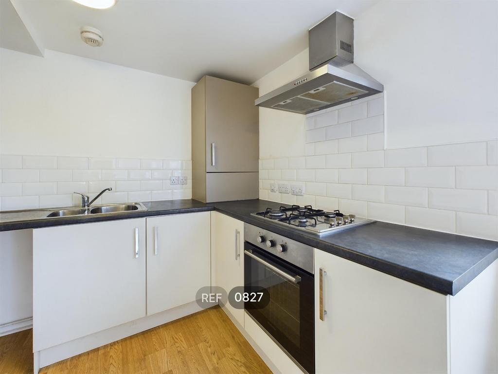 Kitchen &amp; Living area