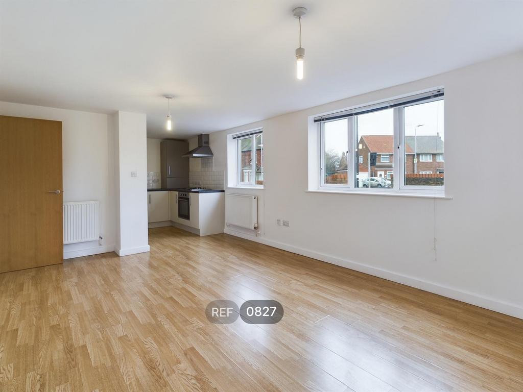 Kitchen &amp; Living area