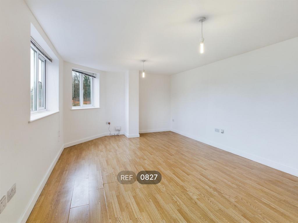 Kitchen &amp; Living area