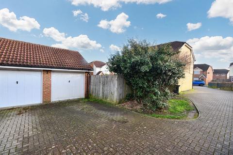 3 bedroom semi-detached house for sale, Manor House Drive, Ashford TN23