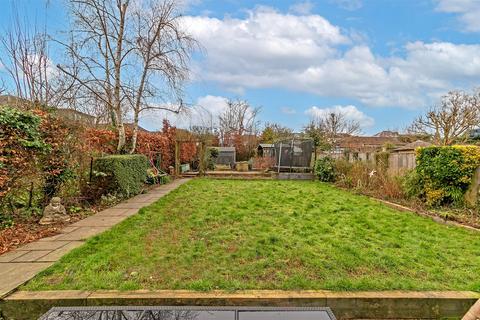 4 bedroom semi-detached house for sale, Sherwood Avenue, St. Albans