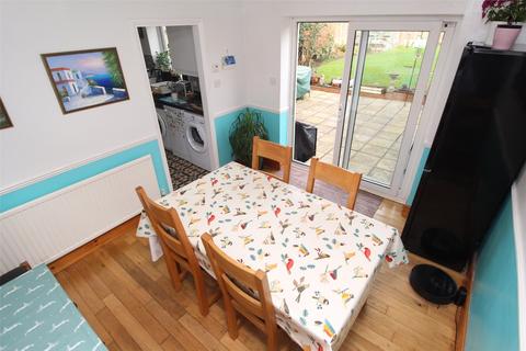 5 bedroom semi-detached house for sale, Linthorpe Road, Barnet EN4